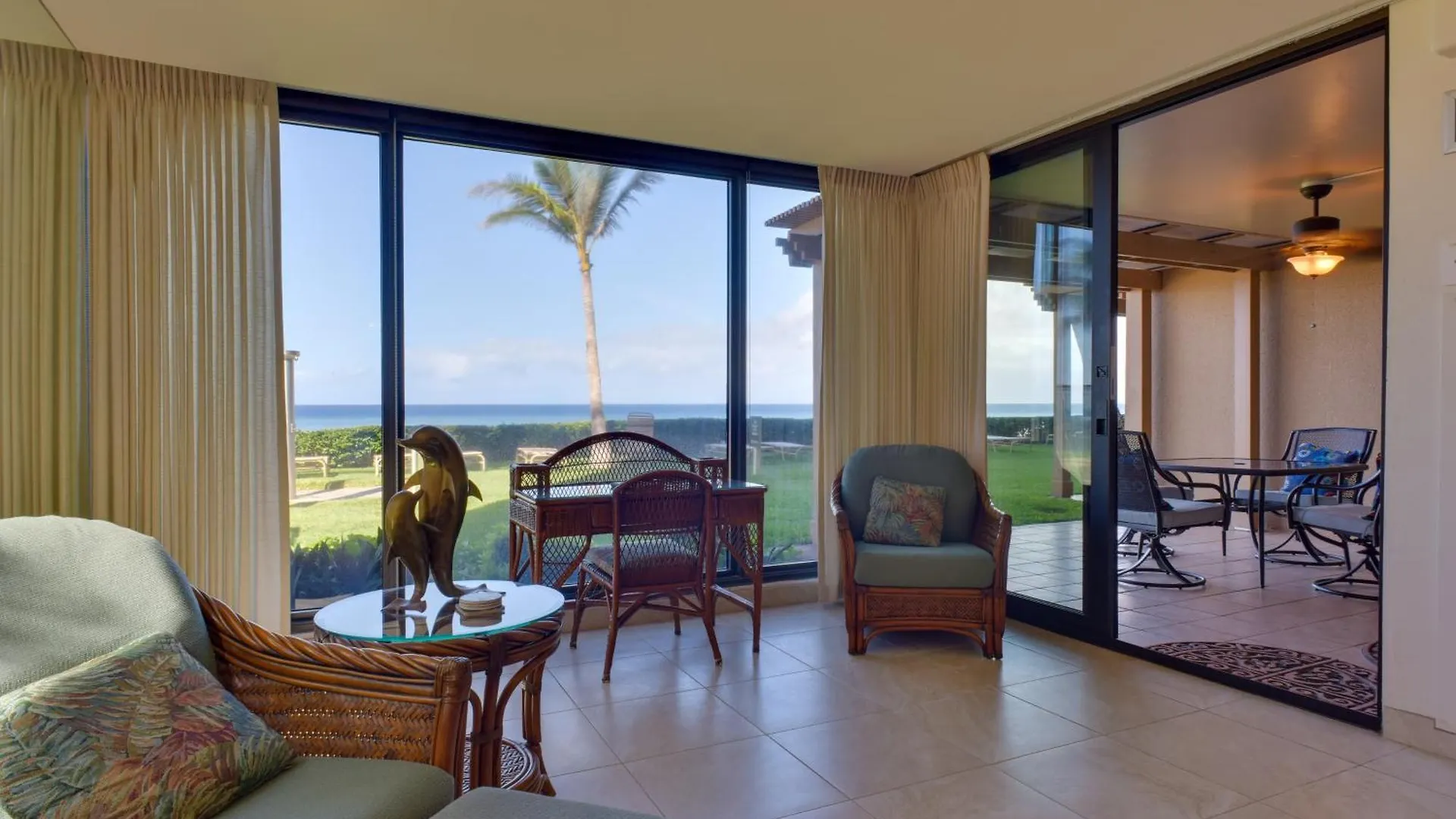 Lahaina Condo With Patio, Ocean Views And Pool Access! Kahana