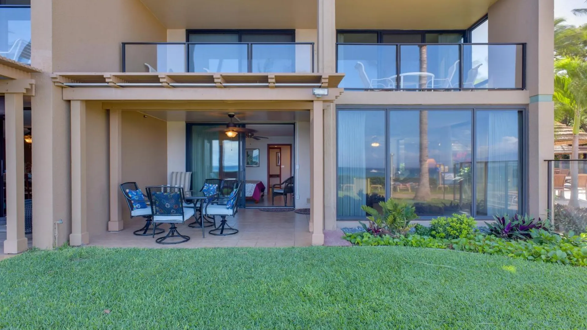 Lahaina Condo With Patio, Ocean Views And Pool Access! Kahana 0*,  United States