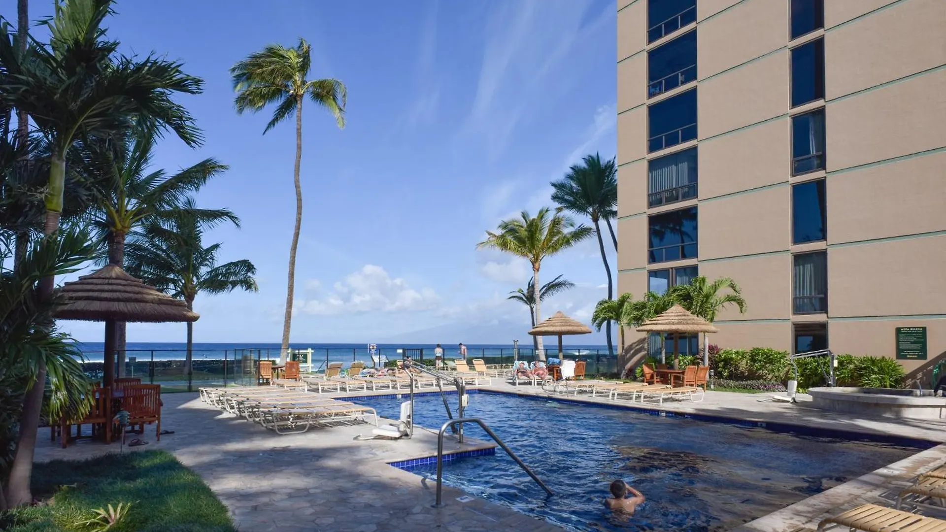 Apartment Lahaina Condo With Patio, Ocean Views And Pool Access! Kahana United States