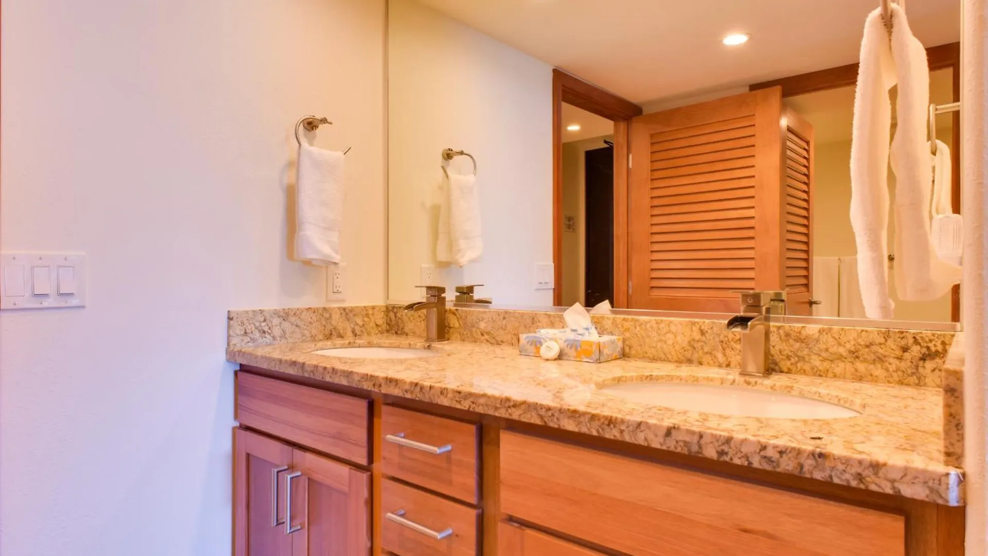 Lahaina Condo With Patio, Ocean Views And Pool Access! Kahana 0*,