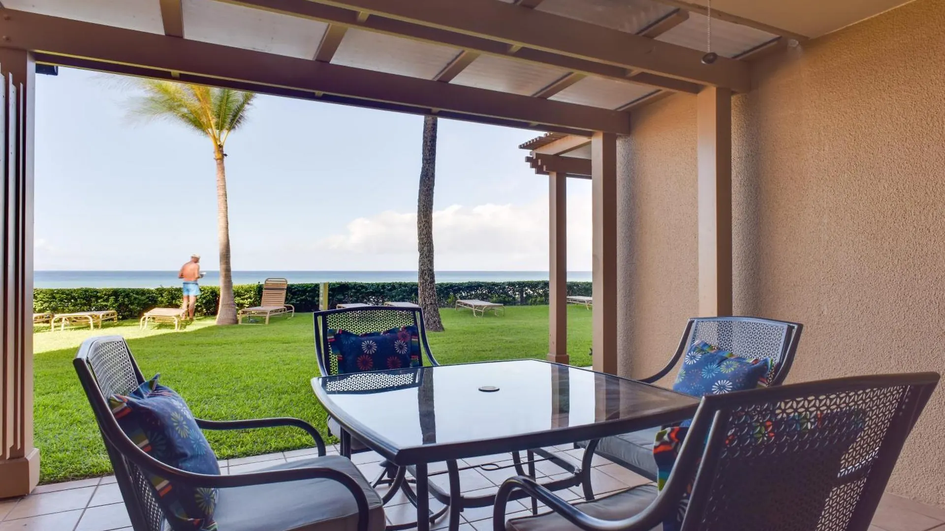 Lahaina Condo With Patio, Ocean Views And Pool Access! Kahana Apartment