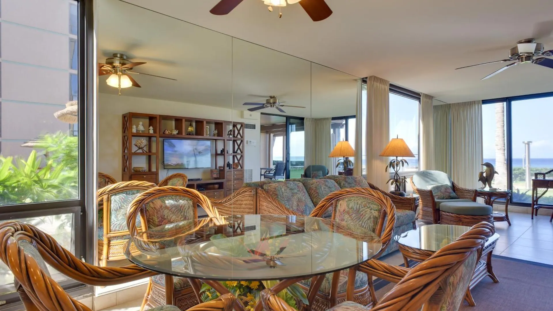 Lahaina Condo With Patio, Ocean Views And Pool Access! Kahana Apartment