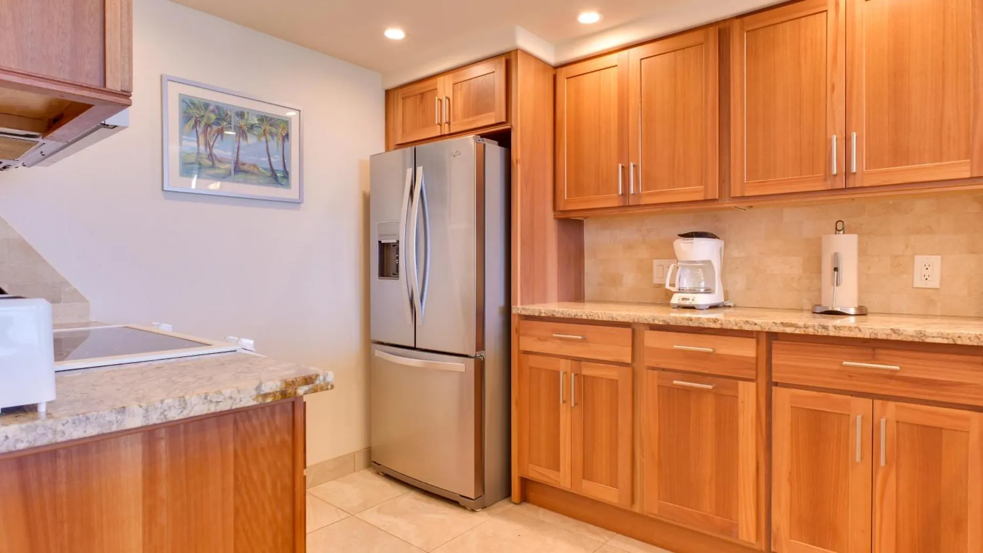 Lahaina Condo With Patio, Ocean Views And Pool Access! Kahana